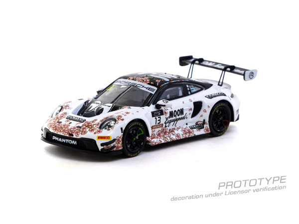 Tarmac Works 1/64 Porsche 911 GT3 R Suzuka 1000km - Intercontinental GT Challenge 2025 Phantom Global Racing