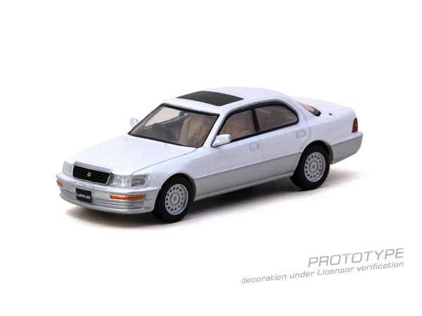 Tarmac Works 1/64 Lexus LS400 (UCF10) Pearl White (Paper Box)