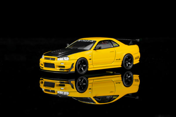 MOTORHELIX 1/64 Nissan Skyline GT-R (R34) Customized Lightning Yellow w/GT Aero Kit