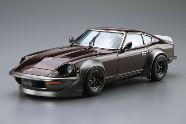 Aoshima The Model Car No.30 1/24 Nissan S30 Fairlady Z Aero Custom '75 Plastic Model