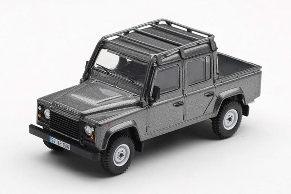 MINI GT 1/64 Land Rover Defender 110 Crew Cab "Skyfall" Spanish Version Package