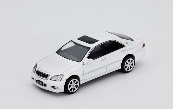 DIECASTTEAM 1/64 Toyota Crown Athlete (S180) 2005 (RHD) สีขาว รูปภาพ 1