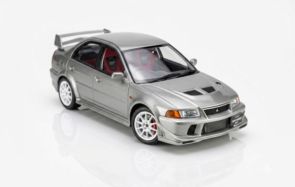 MOTORHELIX 1/18 Mitsubishi Lancer Evolution VI GSR T.M.E Satellite Silver