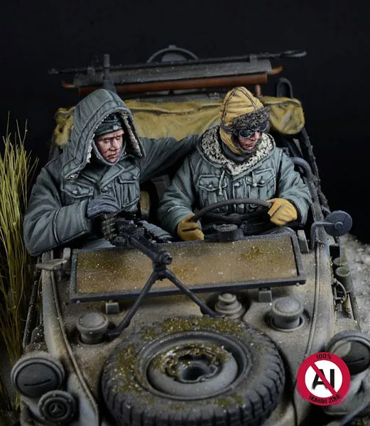 D-Day Miniatures Studio 1/35 WWII German Waffen-SS Schwimmwagen Crew Set Vol.1 For Front Seat / Winter (2pcs. For T)