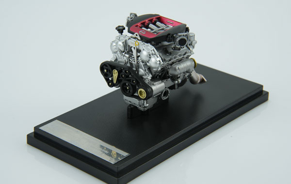 MOTORHELIX 1/18 Nissan GT-R NISMO (R35) Special Edition 2022 VR38DETT Engine imagen 1