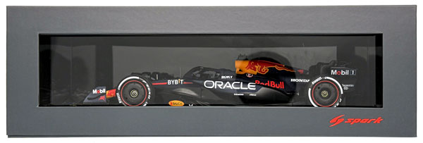Spark 1/18 Oracle Red Bull Racing RB20 #1 Oracle Red Bull Racing 2024 Formula One Drivers' Champion Max Verstappen