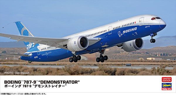 Hasegawa 1/200 Boeing 787-9 "Demonstrator" Plastic Model