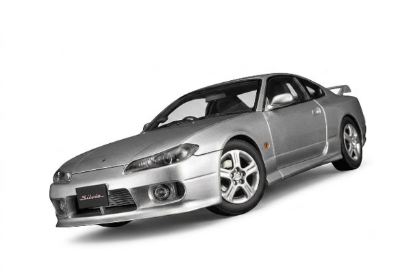 MOTORHELIX 1/18 Nissan Silvia (S15) Spec-R Aero 1999 Sparkling Silver image 1