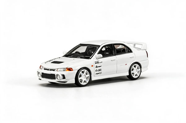 MOTORHELIX 1/64 Mitsubishi Lancer Evolution IV GSR Kansai Livery White