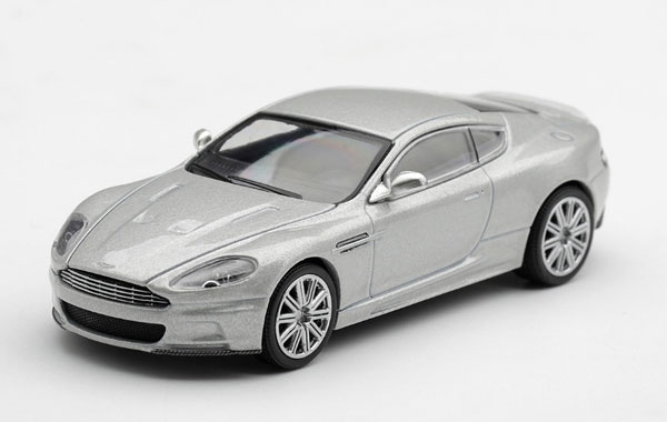 MINI GT 1/64 Aston Martin DBS 2008 Lightning Silver (Right-hand Steering) Bild 1