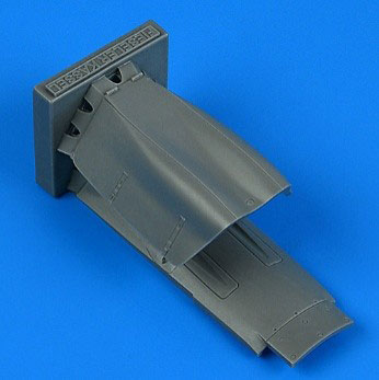 Quickboost 1/32 Fw190D-9 Fieseler Kassel Production Nose Gun Bay Cover / Surface Cowling (For H)