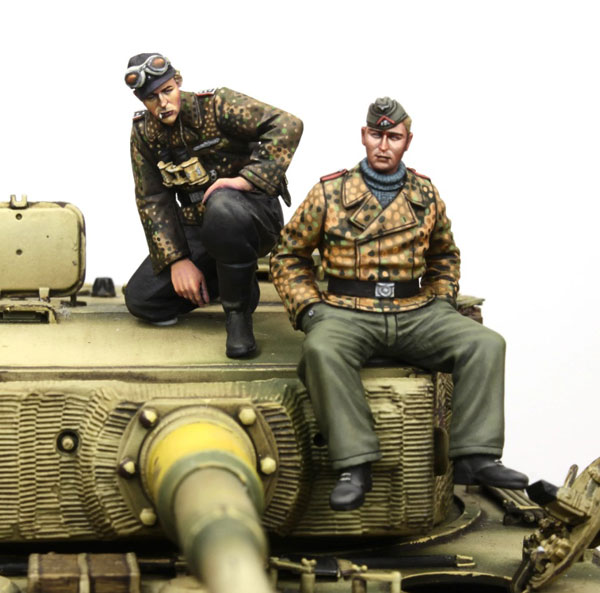 Rado Miniatures 1/35 WWII 독일군 무장친위대 기갑병 세트 1944-1945 (2개입)