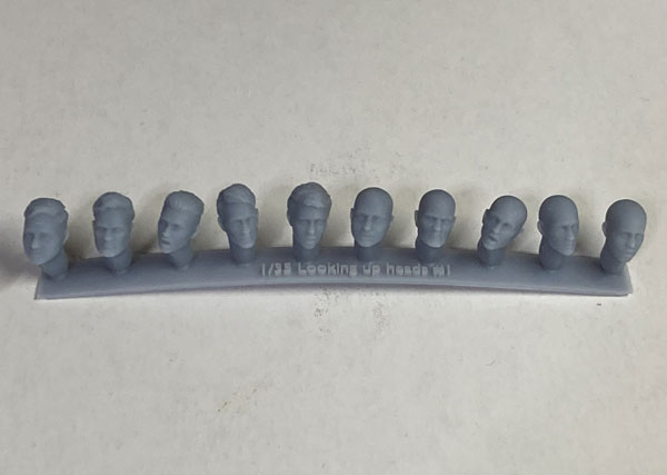 CHINO MODEL 1/35 Looking Up Heads Set 이미지 1