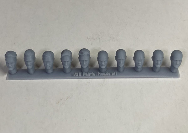 CHINO MODEL 1/35 Painful Heads Set