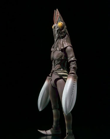 Bandai ULTRA-ACT - Alien Baltan Action Figure from "Ultraman" รูปภาพ 1